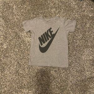 Nike tshirt
